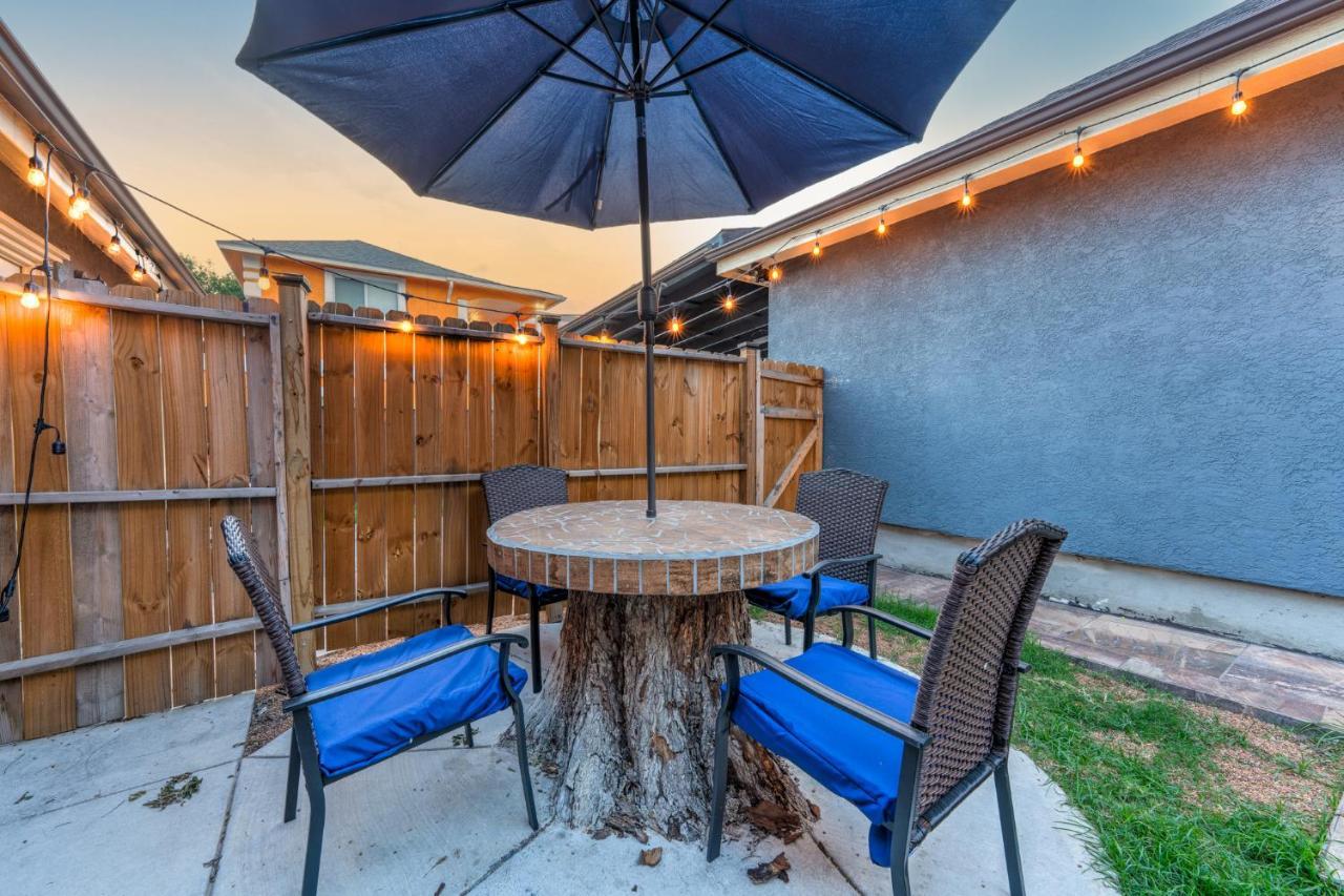 Private Hot Tub3Bd2Ba 2 Miles To Sa River Walk San Antonio Kültér fotó