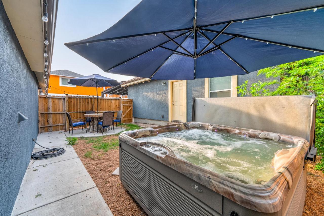 Private Hot Tub3Bd2Ba 2 Miles To Sa River Walk San Antonio Kültér fotó