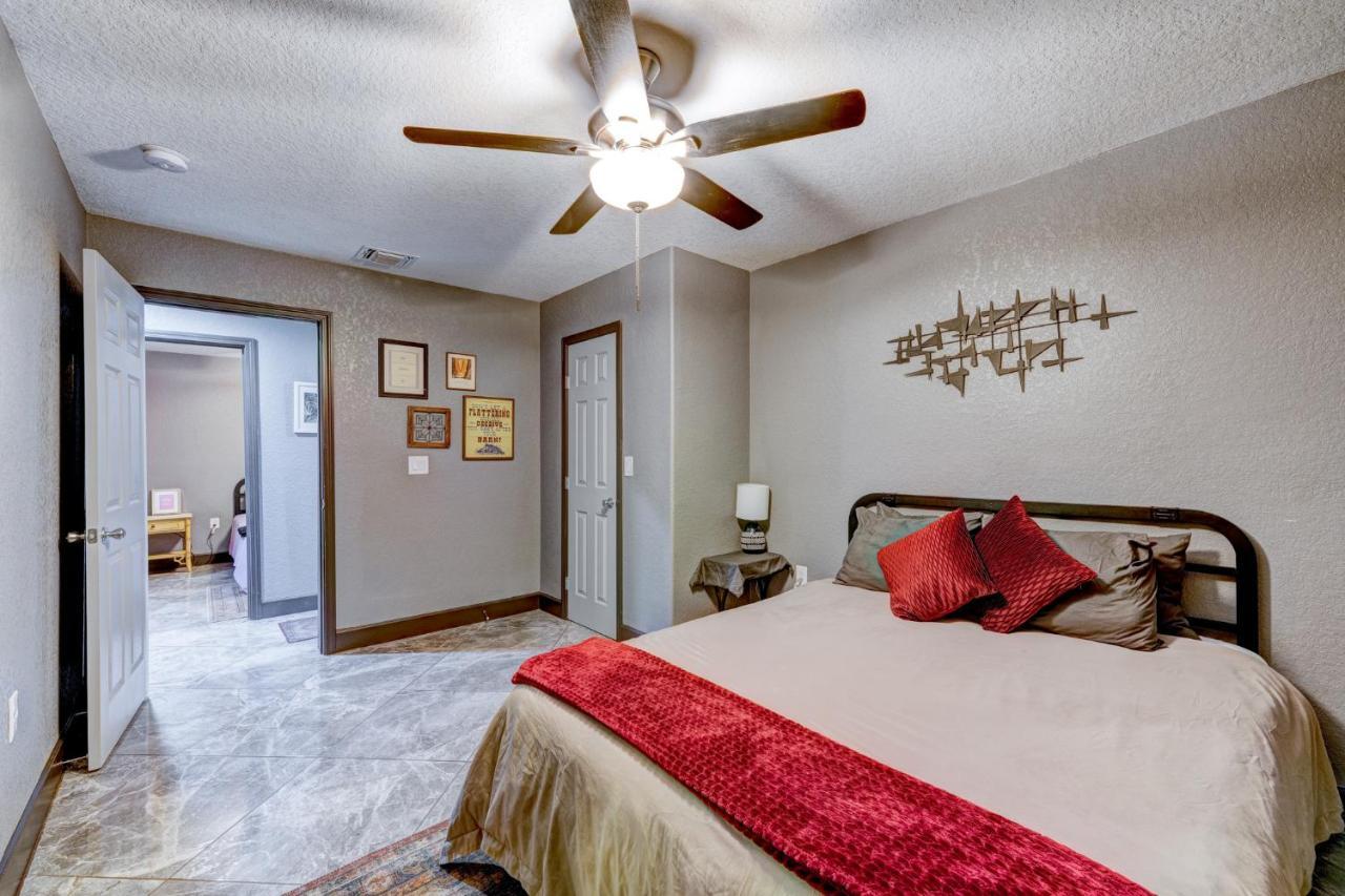 Private Hot Tub3Bd2Ba 2 Miles To Sa River Walk San Antonio Kültér fotó