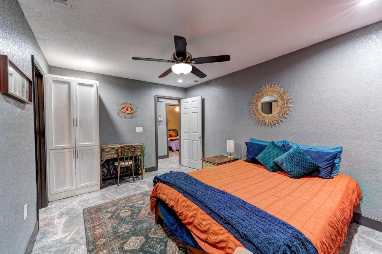 Private Hot Tub3Bd2Ba 2 Miles To Sa River Walk San Antonio Kültér fotó