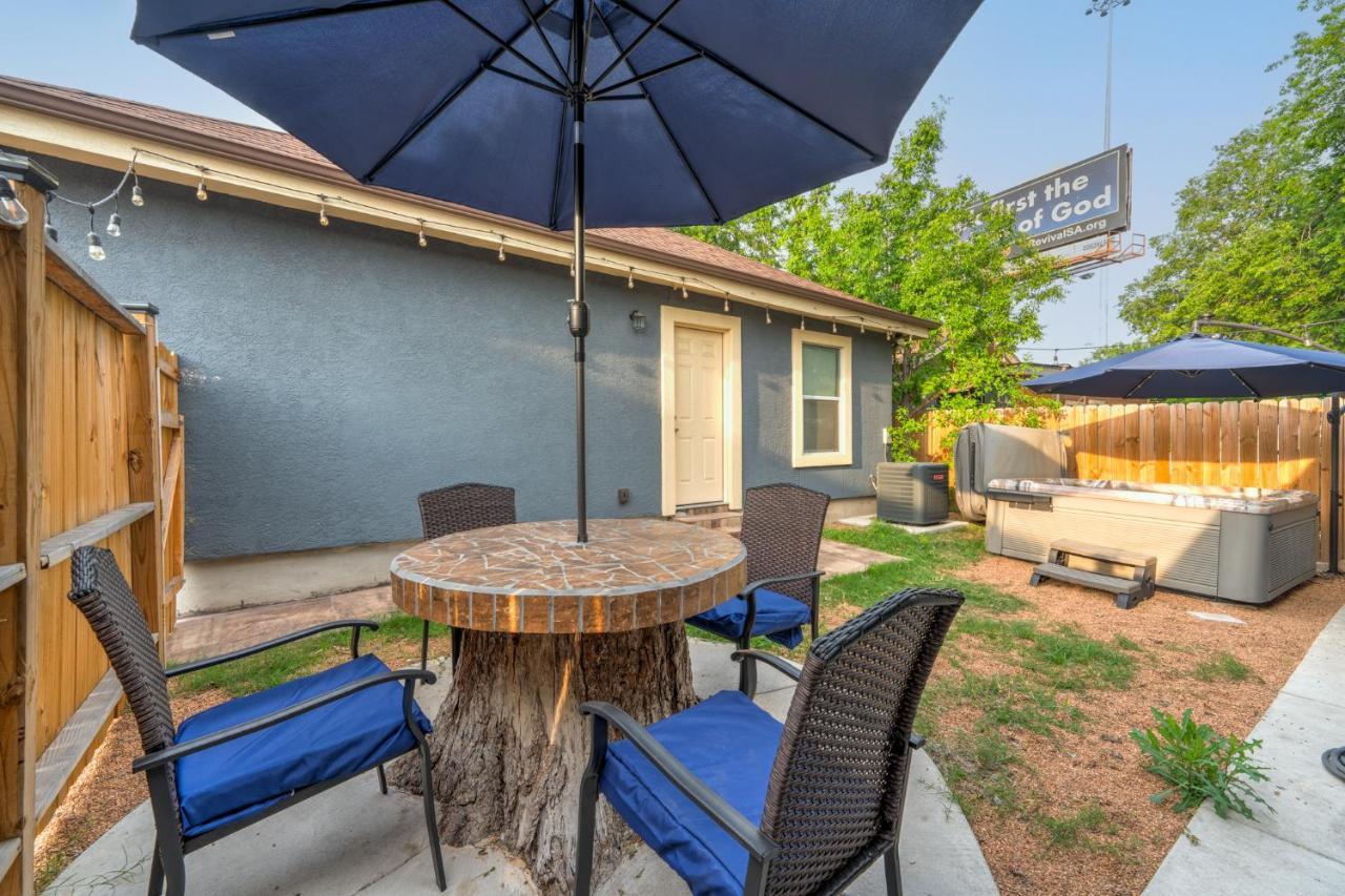 Private Hot Tub3Bd2Ba 2 Miles To Sa River Walk San Antonio Kültér fotó