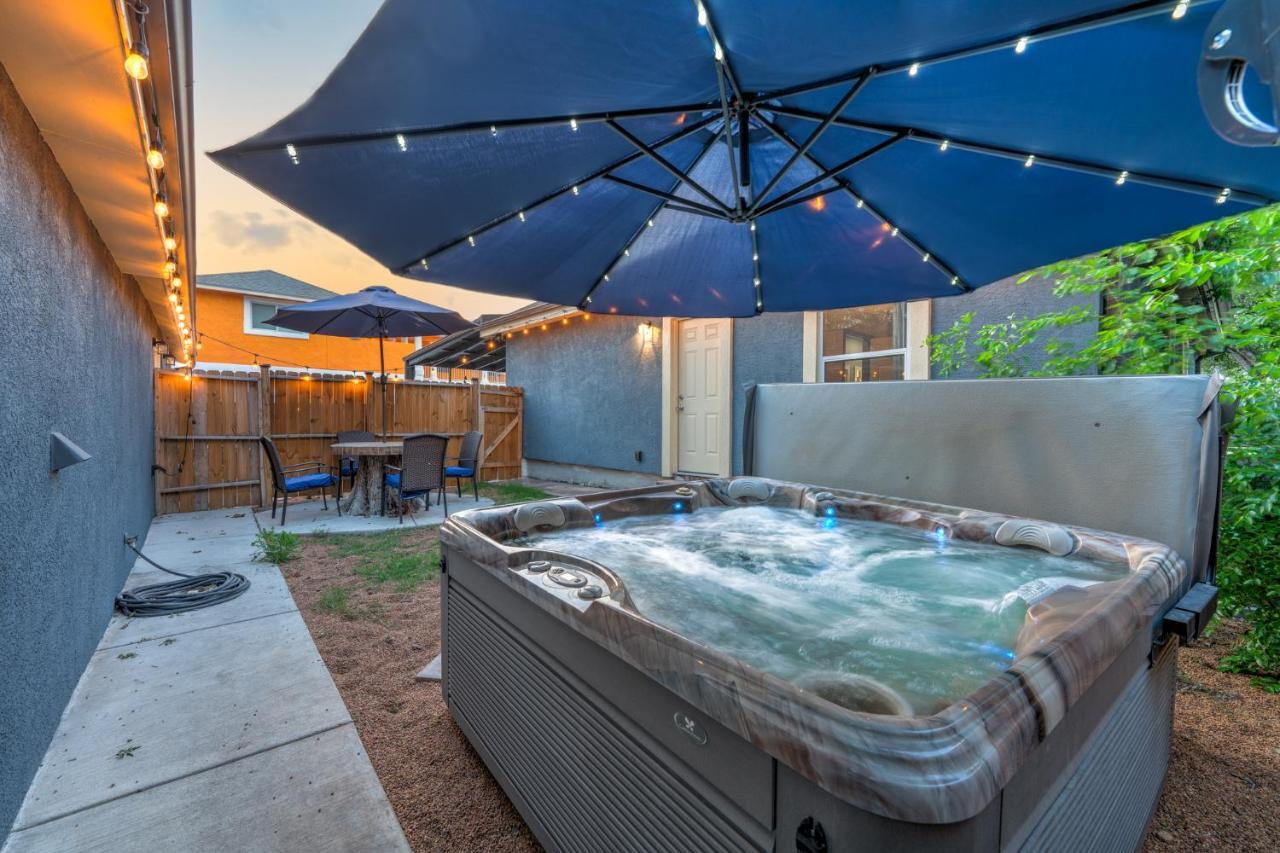 Private Hot Tub3Bd2Ba 2 Miles To Sa River Walk San Antonio Kültér fotó