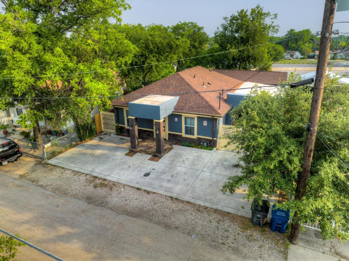 Private Hot Tub3Bd2Ba 2 Miles To Sa River Walk San Antonio Kültér fotó