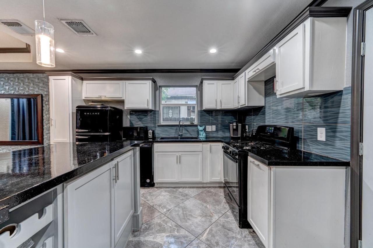 Private Hot Tub3Bd2Ba 2 Miles To Sa River Walk San Antonio Kültér fotó